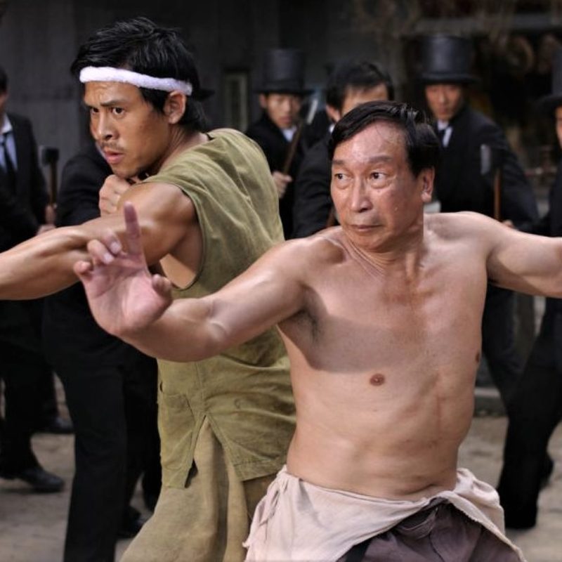 Kung Fu Hustle (2004) Biography, plot, Filming,  Box office,  Trailer.